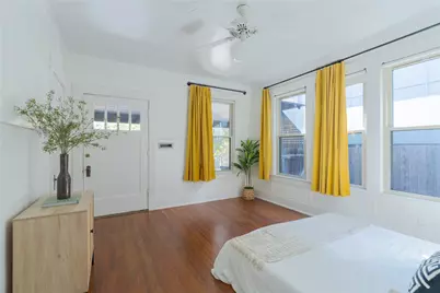 719 N Bishop Avenue, Dallas, TX 75208 - Photo 20