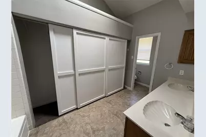 728 Via Miramonte, Mesquite, TX 75150 - Photo 8