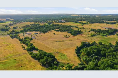257 County Road 3850, Poolville, TX 76487 - Photo 2