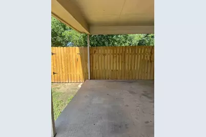 1104 11th Street, Bridgeport, TX 76426 - Photo 6