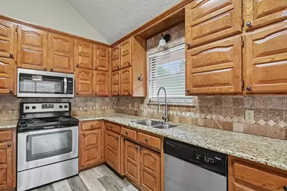 110 Mill Creek Lane, Weatherford, TX 76087 - Photo 10