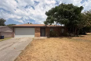 124 W Way Dr, Allen, TX 75002 - Photo 2