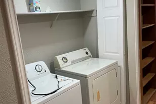 1909 Rambling Ridge Ln, Carrollton, TX 75007 - Photo 8