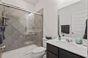 925 West Dr, Aubrey, TX 76227 - Photo 10