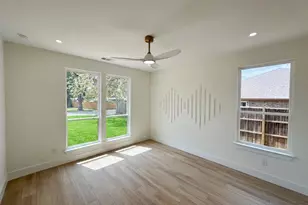 338 Texana St, Van Alstyne, TX 75495 - Photo 4