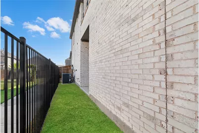 12778 Friar Street, Farmers Branch, TX 75234 - Photo 28