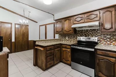 706 Mount Vernon Drive, Richardson, TX 75081 - Photo 2