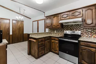706 Mt Vernon Dr, Richardson, TX 75081 - Photo 2
