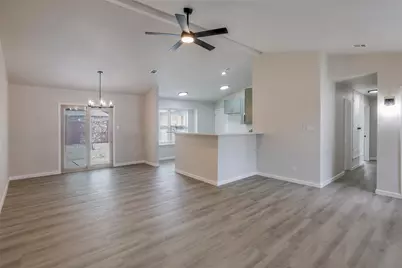4201 Arbor Creek Drive, Carrollton, TX 75010 - Photo 6