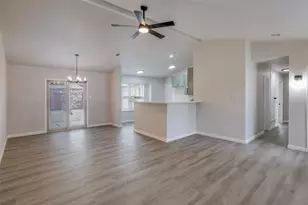 4201 Arbor Creek Dr, Carrollton, TX 75010 - Photo 6
