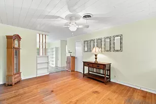 300 Parkwood Pl, Lewisville, TX 75067 - Photo 14