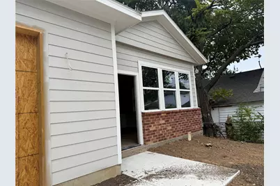 2714 Springdale Street, Dallas, TX 75210 - Photo 2