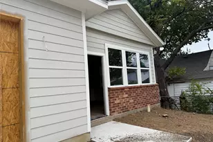 2714 Springdale St, Dallas, TX 75210 - Photo 2