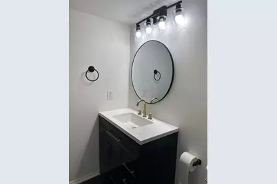 218 N Texas Boulevard #201, Denton, TX 76201 - Photo 6