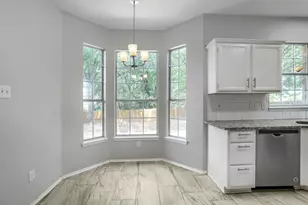 1153 Regal Dr, Garland, TX 75040 - Photo 10