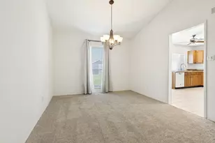 2906 Western Dr, Garland, TX 75042 - Photo 10