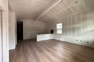 2723 Gertrude Ave, Dallas, TX 75210 - Photo 2