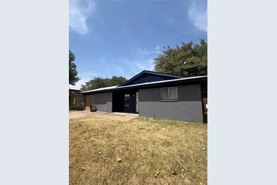 1621 Gill Street, Blue Mound, TX 76131 - Photo 1