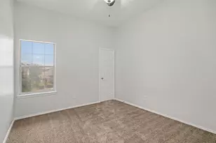 4800 Sleepy Ridge Cir, Fort Worth, TX 76133 - Photo 32