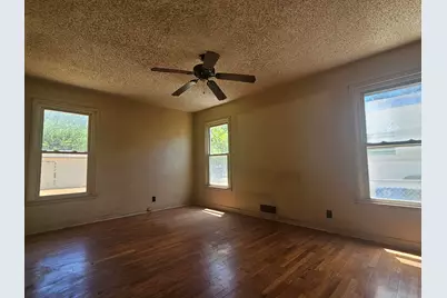 540 Harrison Lane, Hurst, TX 76053 - Photo 4