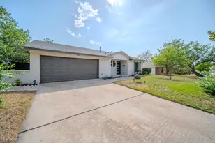 6320 Old Ox Rd, Dallas, TX 75241 - Photo 2