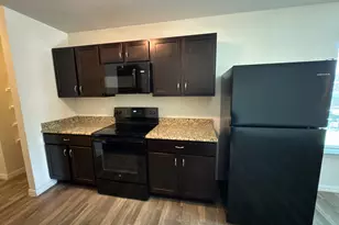 1110 Jones St, Greenville, TX 75401 - Photo 8