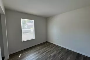 1110 Jones St, Greenville, TX 75401 - Photo 16