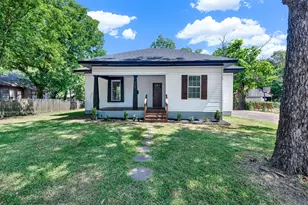 909 E High St, Terrell, TX 75160 - Photo 1
