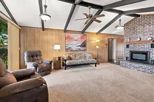 504 Panama Ct, Granbury, TX 76048 - Photo 8