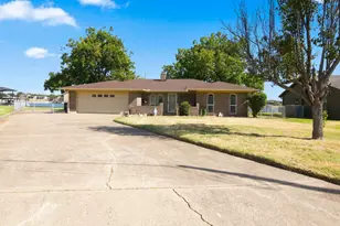 504 Panama Ct, Granbury, TX 76048 - Photo 1