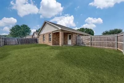 1105 Cottonwood Drive, Crowley, TX 76036 - Photo 12