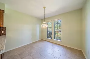 529 Winston St, Grand Prairie, TX 75052 - Photo 8
