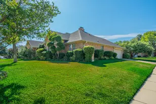 529 Winston St, Grand Prairie, TX 75052 - Photo 20