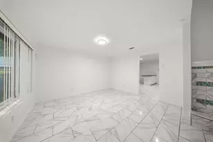 4952 Hollow Ridge Rd, Dallas, TX 75227 - Photo 10