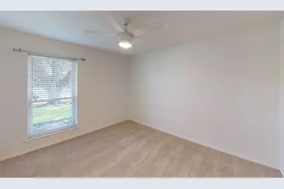 2210 Ridgewood, Carrollton, TX 75006 - Photo 14