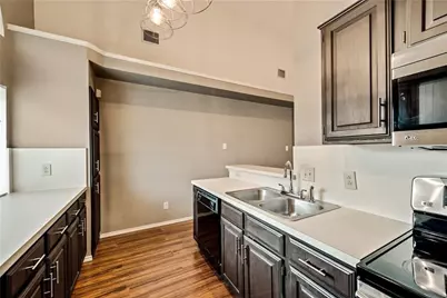 1203 Lone Wolf Trail, Carrollton, TX 75007 - Photo 12