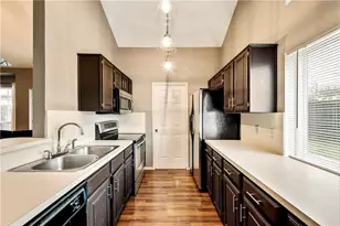 1203 Lone Wolf Trail, Carrollton, TX 75007 - Photo 14