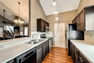 1203 Lone Wolf Trail, Carrollton, TX 75007 - Photo 10