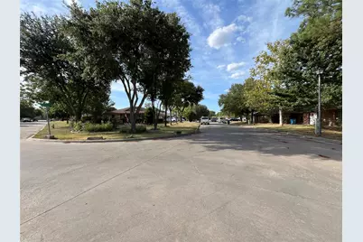 1201 Phillips Circle, Kaufman, TX 75142 - Photo 2