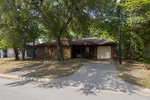 1201 Phillips Cir, Kaufman, TX 75142 - Photo 1