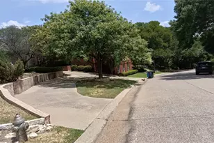 1116 Scotts Way, Fort Worth, TX 76111 - Photo 4