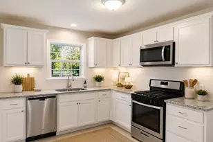 1824 Westway Ave, Garland, TX 75042 - Photo 2