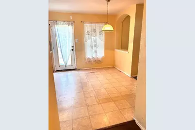 700 Gemstone Trail, Arlington, TX 76002 - Photo 4