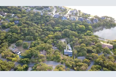 341 Scenic Drive, Highland Village, TX 75077 - Photo 10