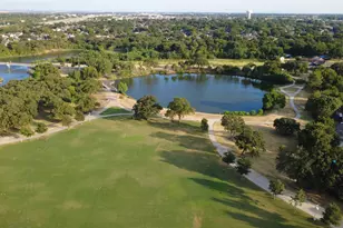 341 Scenic Dr, Highland Village, TX 75077 - Photo 14