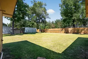 1415 Sharon St, Vidor, TX 77662 - Photo 2