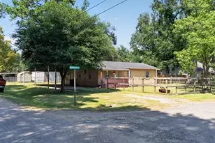 1415 Sharon St, Vidor, TX 77662 - Photo 20