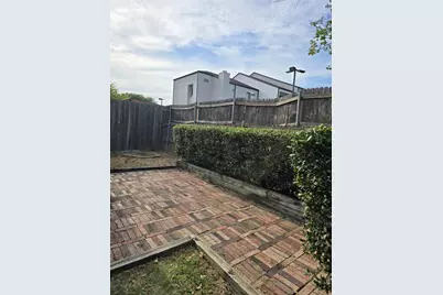 2961 N Bend Drive, Dallas, TX 75229 - Photo 28