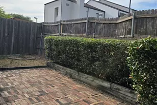2961 N Bend Dr, Dallas, TX 75229 - Photo 28