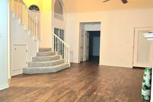 2961 N Bend Dr, Dallas, TX 75229 - Photo 6